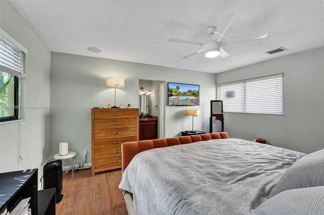 22322 Pineapple Walk Drive, Boca Raton, FL 33433