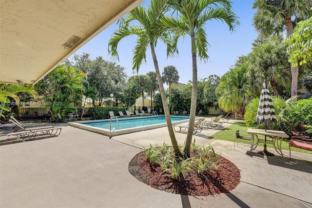 22322 Pineapple Walk Drive, Boca Raton, FL 33433