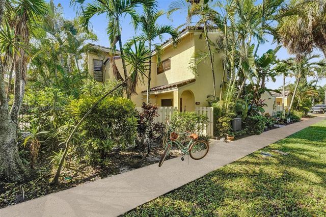 22322 Pineapple Walk Drive, Boca Raton, FL 33433