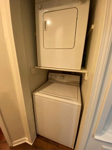 2906 West Ave 4, Austin, TX 78705