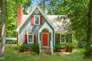 405 Hunters Ridge Drive, Fuquay Varina, NC 27526