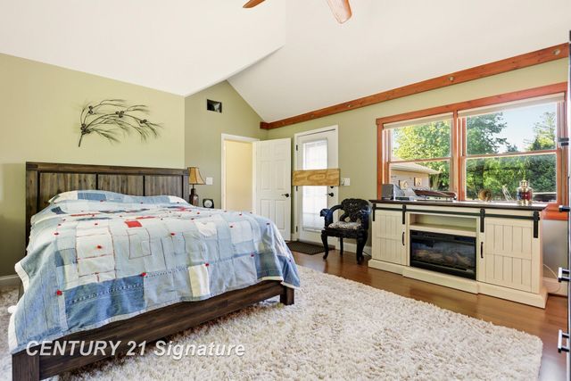 4065 N River Road, Thomas Twp, MI 48623