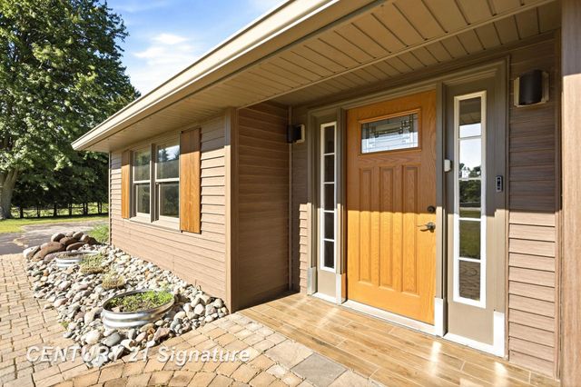 4065 N River Road, Thomas Twp, MI 48623