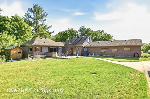 4065 N River Road, Thomas Twp, MI 48623