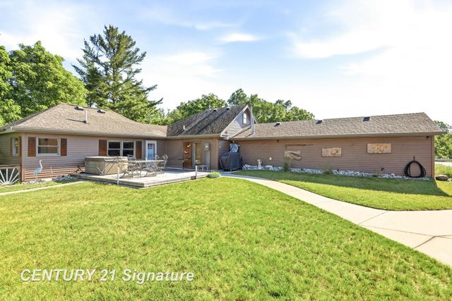 4065 N River Road, Thomas Twp, MI 48623