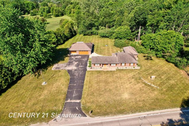 4065 N River Road, Thomas Twp, MI 48623