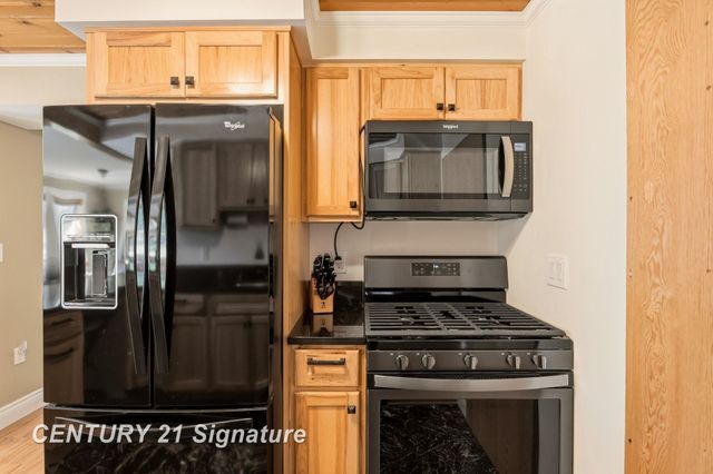 4065 N River Road, Thomas Twp, MI 48623