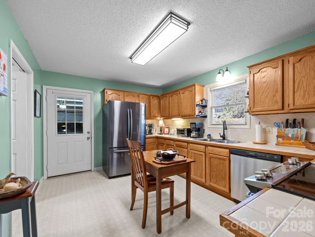 54 Mt Carmel Drive, Asheville, NC 28806