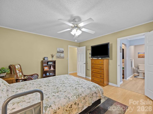 54 Mt Carmel Drive, Asheville, NC 28806