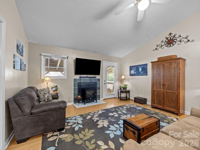 54 Mt Carmel Drive, Asheville, NC 28806