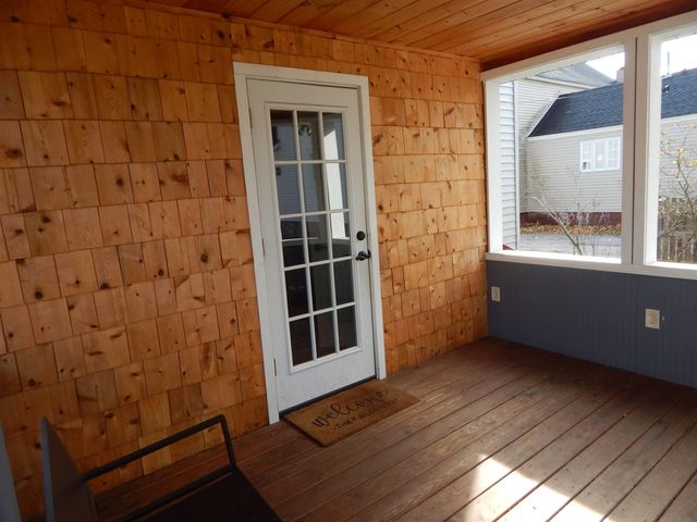 32 Stone Street, Concord, NH 03301