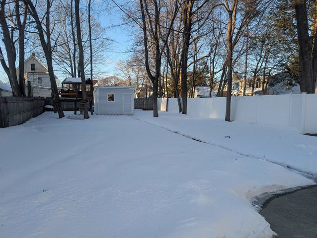 32 Stone Street, Concord, NH 03301