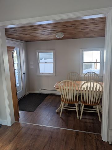 32 Stone Street, Concord, NH 03301