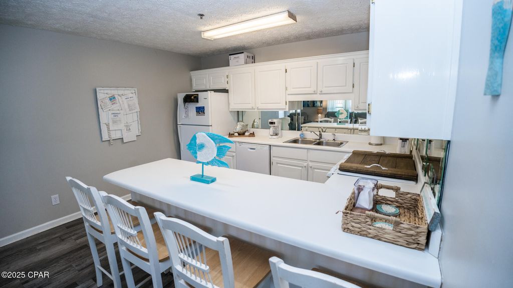 Image 10 of property listing at 17462 Front Beach 56201, Panama City Beach, FL 32413