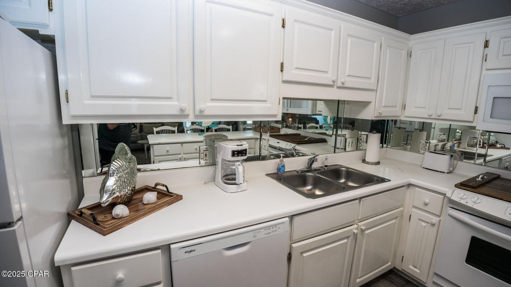 Image 12 of property listing at 17462 Front Beach 56201, Panama City Beach, FL 32413