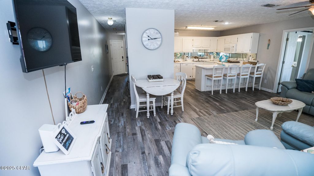 Image 7 of property listing at 17462 Front Beach 56201, Panama City Beach, FL 32413