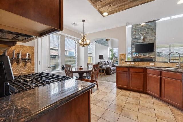 2047 Brodie Lane, Conroe, TX 77301