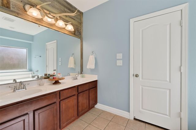 2047 Brodie Lane, Conroe, TX 77301