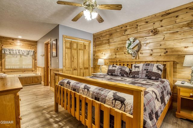 669 Eagles Boulevard Way, Pigeon Forge, TN 37863