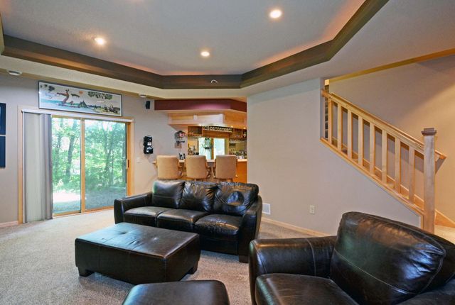 1470 N Mary Street N, Maplewood, MN 55119
