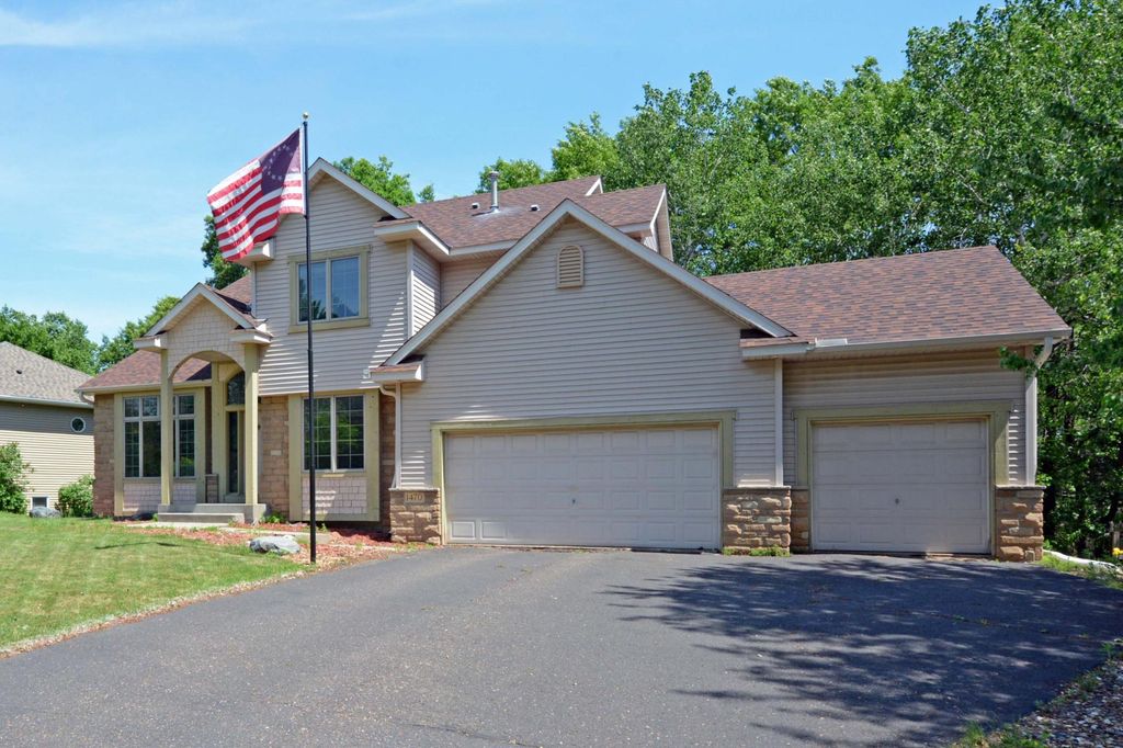 1470 N Mary Street N, Maplewood, MN 55119 — photo 2