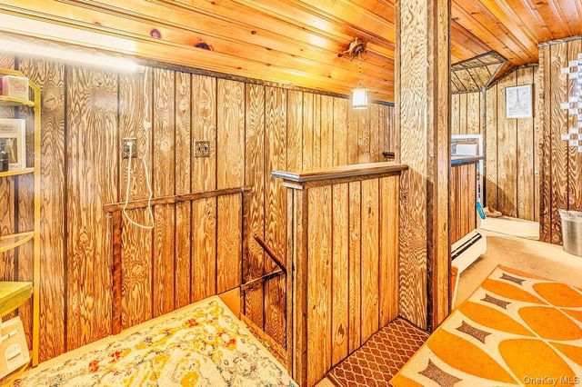 69 Nottingham Avenue, Valley Stream, NY 11580