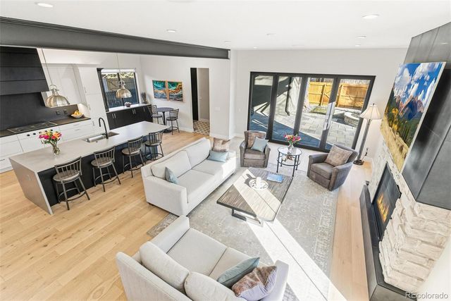 1110 S Saint Paul Street, Denver, CO 80210