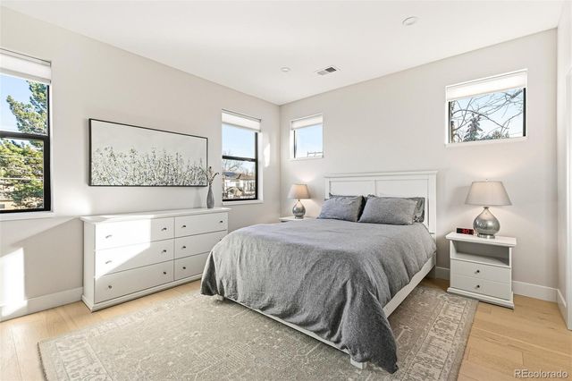 1110 S Saint Paul Street, Denver, CO 80210