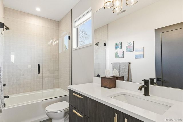 1110 S Saint Paul Street, Denver, CO 80210