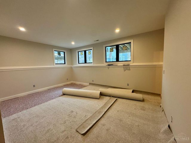 7412 Orchard Street, Columbia Twp, OH 45227