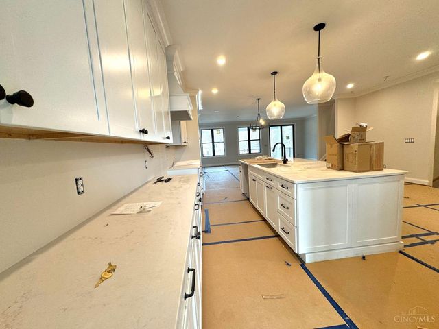 7412 Orchard Street, Columbia Twp, OH 45227