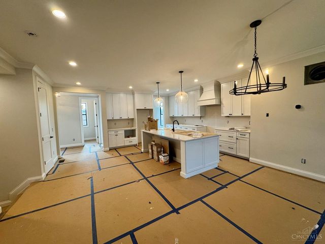 7412 Orchard Street, Columbia Twp, OH 45227