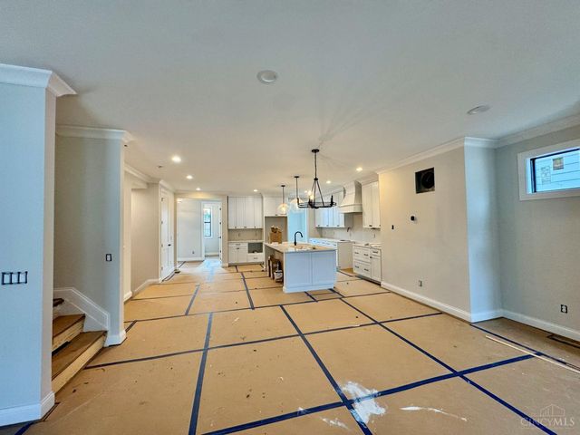 7412 Orchard Street, Columbia Twp, OH 45227