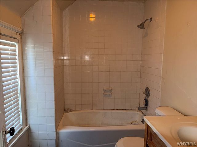 187 Chester Street, Buffalo, NY 14208