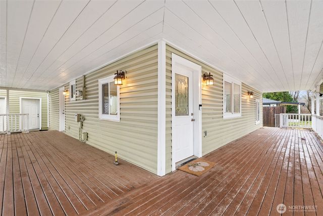 1769 SE Crawford Road, Port Orchard, WA 98366