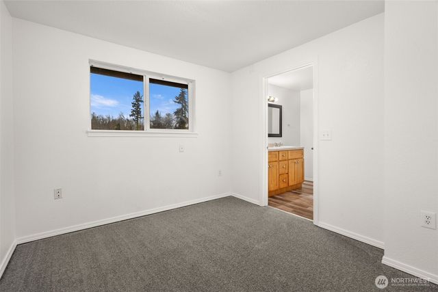 1769 SE Crawford Road, Port Orchard, WA 98366