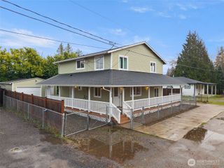 1769 SE Crawford Road, Port Orchard, WA 98366