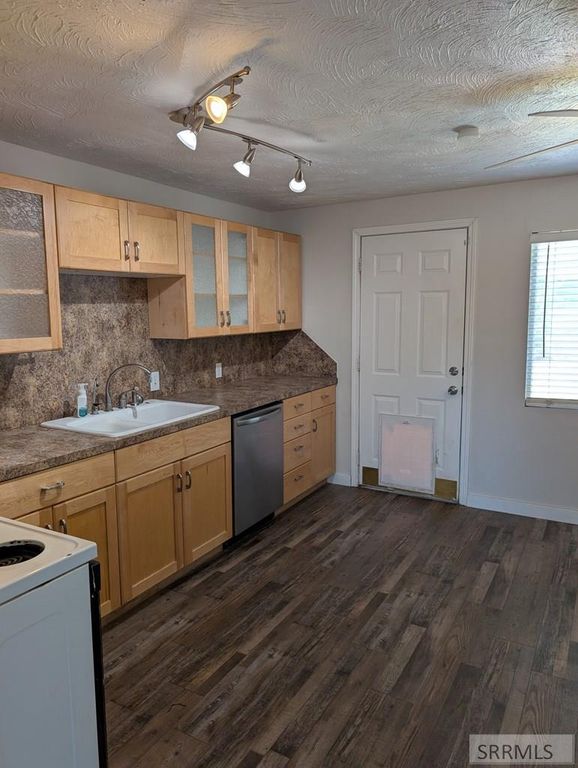 Image 5 of property listing at 1185 15 E, Idaho Falls, ID 83404