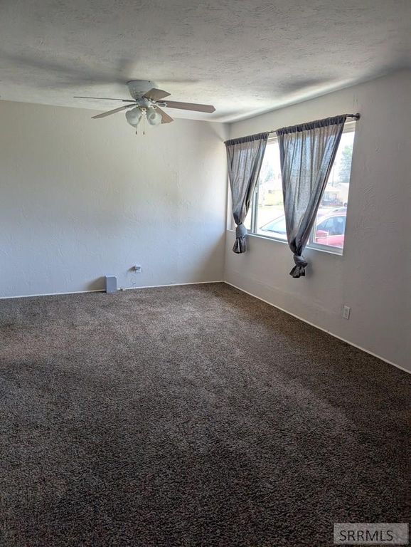 Image 6 of property listing at 1185 15 E, Idaho Falls, ID 83404