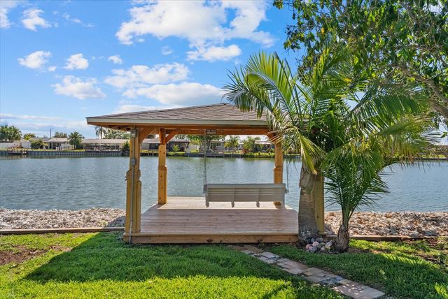 2146 SOCIETY DRIVE, Holiday, FL 34691