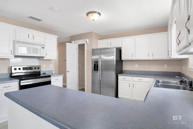 7665 Avery Lane, Daphne, AL 36526