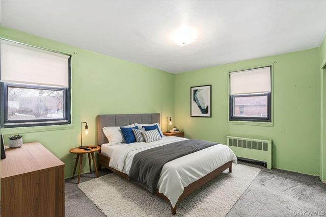 58-33 246th Crescent C-14 Upper, Douglaston, NY 11362