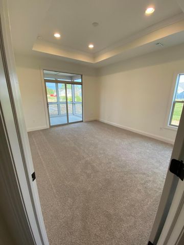 5647 Embassy Drive, Hilliard, OH 43026