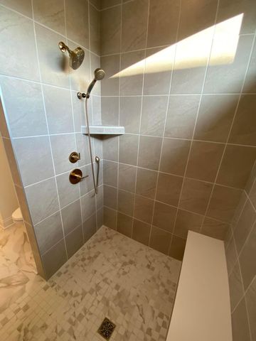 5647 Embassy Drive, Hilliard, OH 43026