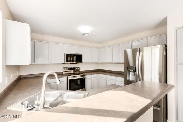 11805 W PARADISE Drive W, El Mirage, AZ 85335