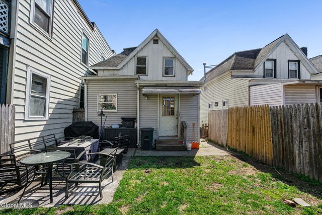 115 Breslin Avenue, Cohoes, NY 12047