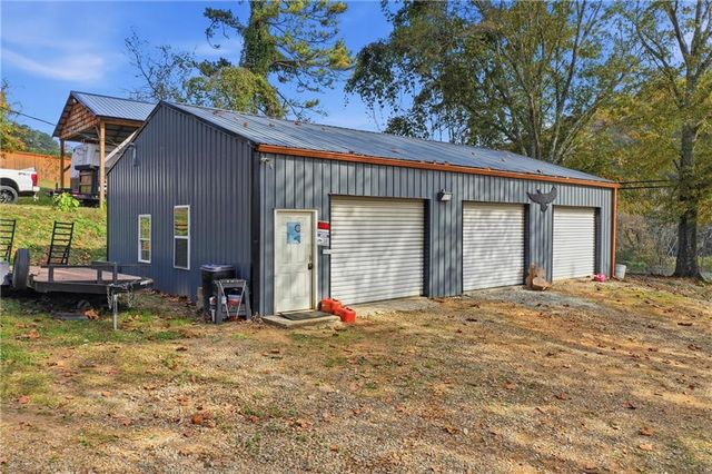 34 Bodie Road, Talking Rock, GA 30175