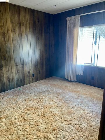 19361 Cherokee Rd, Tuolumne, CA 95379