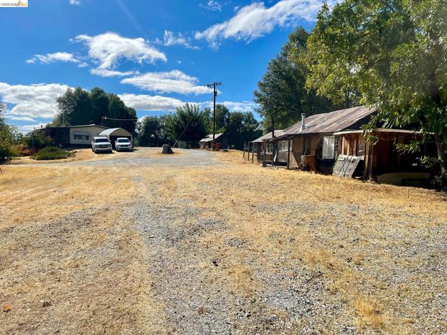 19361 Cherokee Rd, Tuolumne, CA 95379