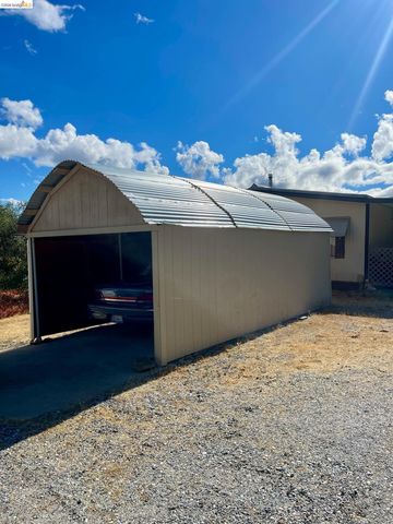 19361 Cherokee Rd, Tuolumne, CA 95379